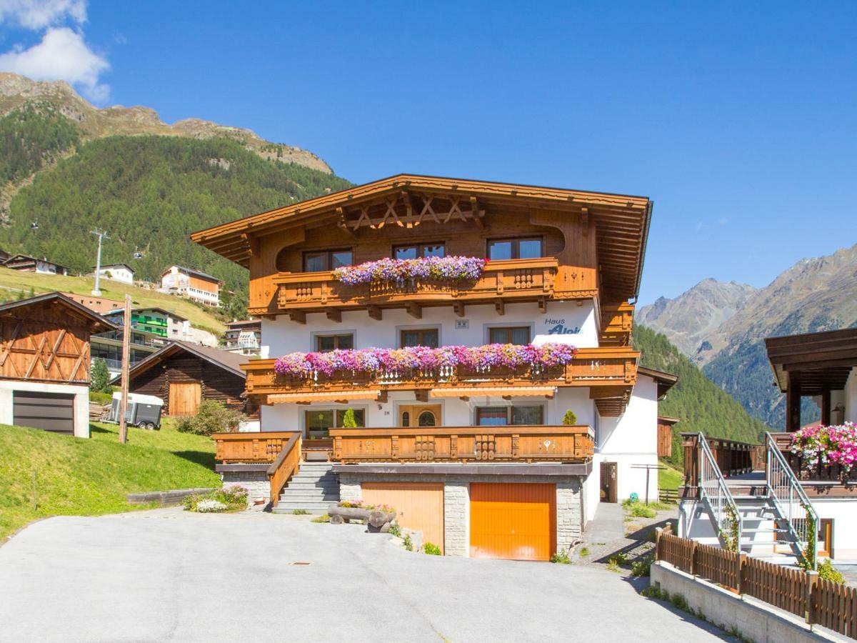 Haus Alois Bed & Breakfast Solden Exterior photo